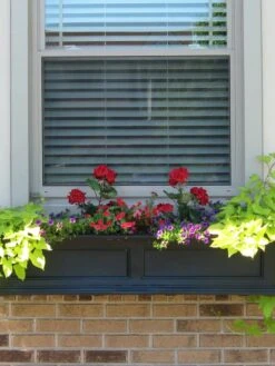 Fairfield Self-Watering Window Box, 4’ -GardenPro Shop 39345 07V tif