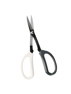 Japanese Pruning Scisssors -GardenPro Shop 3 4 crop 8612968 01V tif