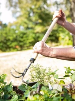 Gardener's Lifetime Raised Bed Cultivator -GardenPro Shop 8587960 3527 tif