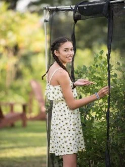 Storm Proof Crop Cage, Large -GardenPro Shop 8592463 105 tif