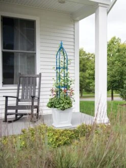 Fairfield Self-Watering Square Planter, 16” X 16” -GardenPro Shop 8611695 0340 tif