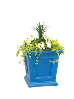 Fairfield Self-Watering Square Planter, 16” X 16” -GardenPro Shop 8611695 046 tif
